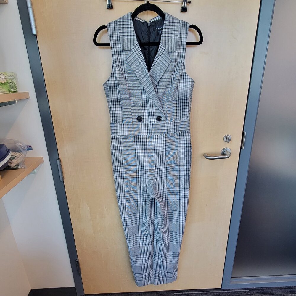 Le Chateau Sleeveless Grey Jumpsuit